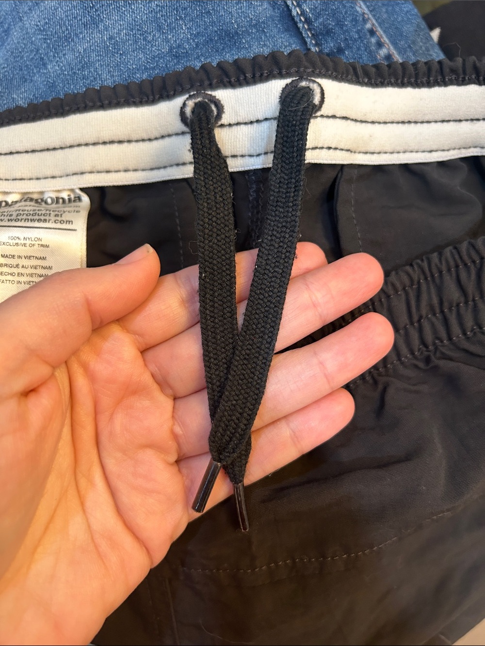 Patagonia Barely Baggies Shorts Size XS - Picture 9 of 12